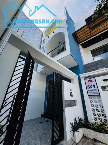 Bán nhà 3 tầng Full nội thất sát mặt tiền Trần Phú, gần chợ Phước Vĩnh, P. Thuận Hoá, Huế