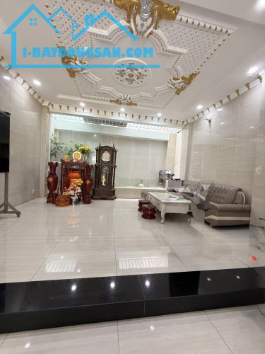 Bán gấp nhà đẹp 4 tầng hẻm xe hơi khu Tên Lửa - Mã Lò, đủ tiện ích, 75m, chỉ 8.6 tỷ. HIẾM