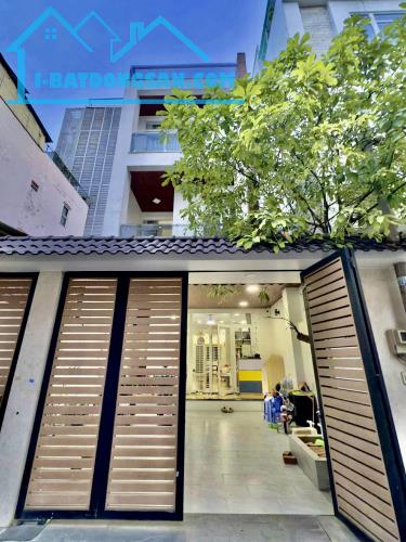 NHÀ ĐẸP BẠCH ĐẰNG HXH TRÁNH - 110m2 (6.1×18) GẦN CV GIA ĐỊNH