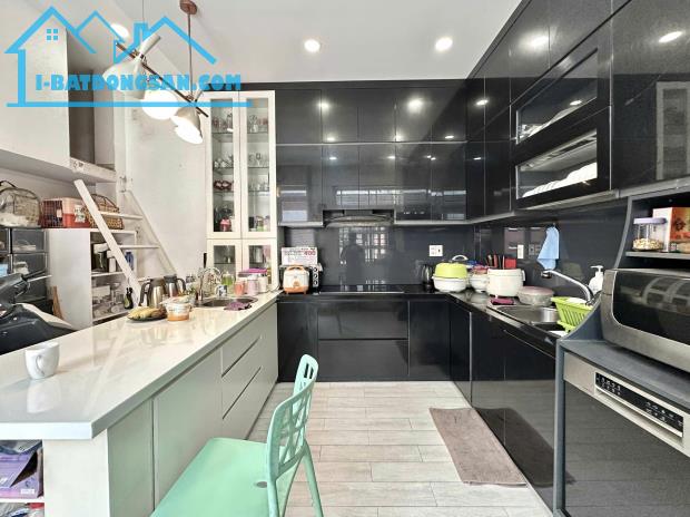 MẶT TIỀN HOA LAN PHÚ NHUẬN - LÔ GÓC 2MT 61m2 (4×16) - 4 TẦNG 26.5 TỶ