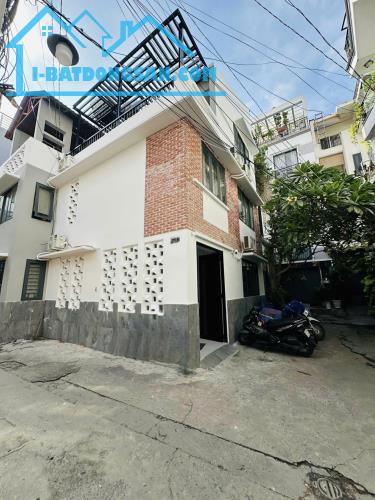 TÒA CHDV CAO CẤP GÓC 2 MẶT TIỀN - 79m2 9 PHÒNG FULL NT - DOANH THU 60TR/THÁNG