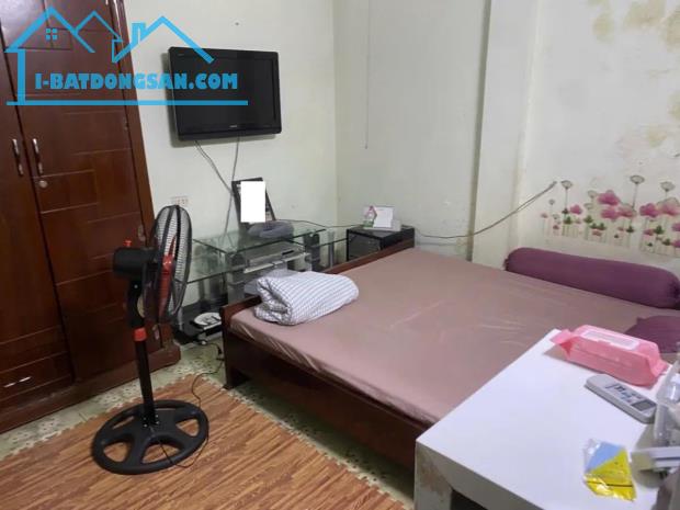 Nhà mặt ngõ Quỳnh, quy hoạch mất ít, ô tô đỗ cửa, 61m2 giá 11.9 tỷ có TL, 0985868893