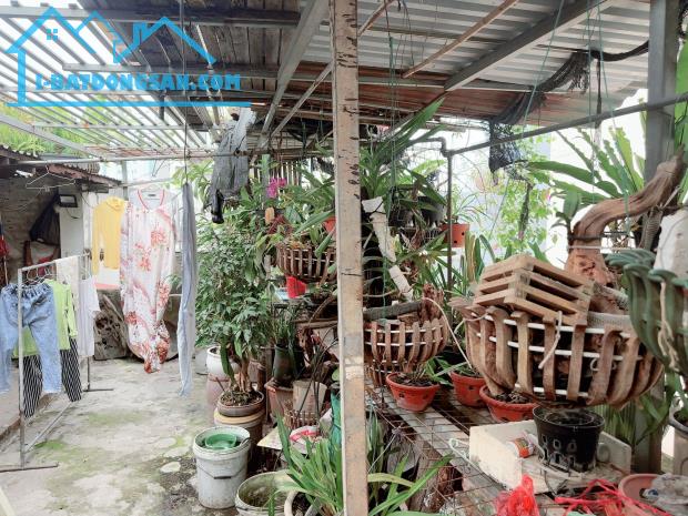 Cách mặt phố Minh Khai 1 nhà, ngõ ô tô, 90m2 MT 4.1m, giá 21.6 tỷ có TL, 0985868893