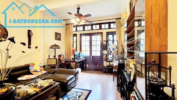 Bán nhà Hoàng Văn Thái 105m2, mặt tiền 5.1m ô tô tránh đỗ nhỉnh 26 tỷ hiếm Thanh Xuân