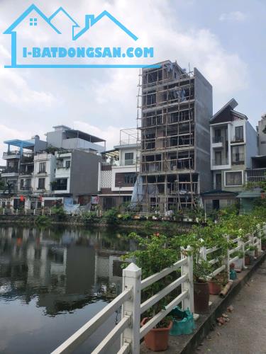 Bán nhà mặt hồ Ngọc Thuỵ,Long Biên 4 tầng,85m,mt4.9m vỉa hè,oto tránh nhỉnh 23 tỷ