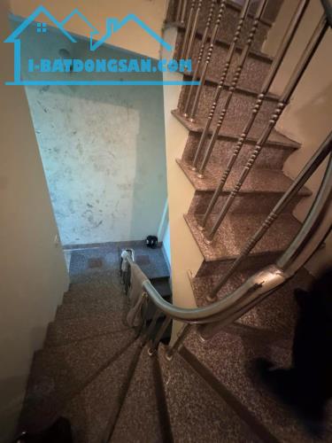Bán nhà mặt ngõ 553 Giải Phóng, ô tô tránh, 273m2 MT 9.5m, giá 66 tỷ có TL, 0985868893