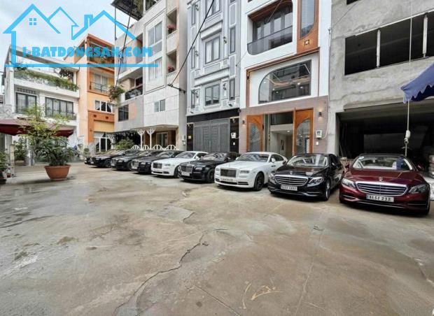 NHÀ LÊ QUANG ĐỊNH XÂY MỚI 100% - SÂN ĐẬU ĐƯỢC 10 OTO - 10.5 TỶ