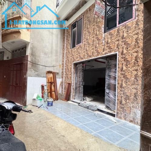 Bán tòa CCMN TRẦN ĐẠI NGHĨA – 88m² x 8T – 24 tỷ – DT ~6,5%/năm – Ô tô cách 20m