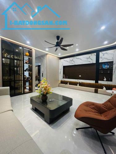 Siêu Phẩm TT Quận Hai Bà Trưng - Ngay Lò Đúc 50M2 6T Thang Máy 10M Ra Phố Giá 14.5 Tỷ