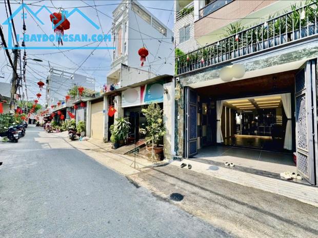 Nhà mới xây Hẻm xe tải Phạm Văn Chiêu P.9 6 tầng 110m2 có thang máy Giá 18.45 tỷ