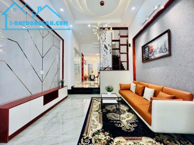 Bán nhà hẻm xe hơi Nguyễn Văn Khối Gò Vấp, 60M², 4 tầng, 8.4 tỷ TL