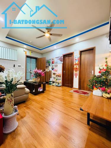 CHỈ 4 TỶ NHỈNH CÓ NGAY CĂN HỘ CHUNG CƯ NGUYỄN XIỂN - LÔ GÓC 74m, 3 NGỦ 2VS - Ở NGAY