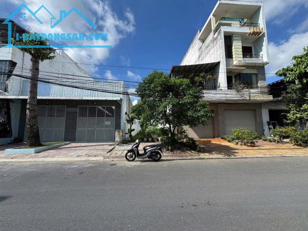 BÁN NỀN LỘ 30M KDC NÔNG THỔ SẢN, P. HƯNG PHÚ - 100m2 - GIÁ 3,49 TỶ. LH 0949946604 QUÝ
