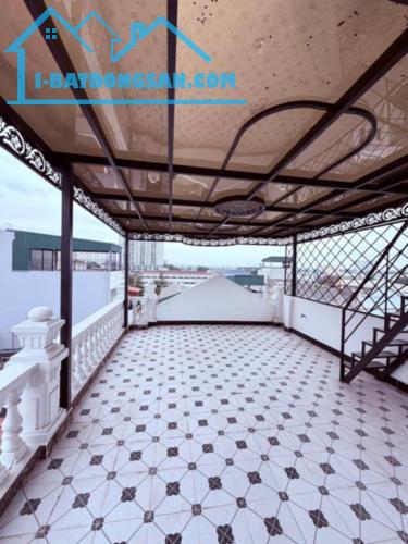 BÁN NHÀ HOA HẬU SÀI ĐỒNG – KHÔNG GIAN SỐNG ĐẲNG CẤP CHO GIA ĐÌNH ĐA THẾ HỆ mt 5m ,dt 55m*