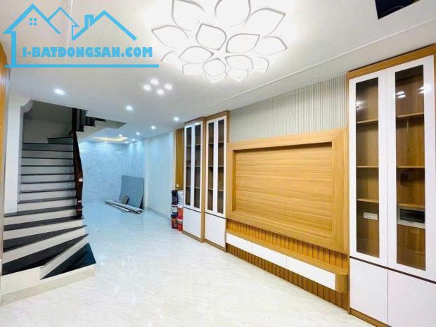 Bán nhà Cầu đơ 4 Hà Đông, DT 38m2 4 tầng 4PN giá hơn 8 tỷ LH 0942.193.386