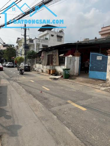 Giá tốt !! Đất MT đường 26 Tăng Nhơn Phú A, Q9 cũ, DT 115m2 (4,3 x 27) giá 7,9 tỷ