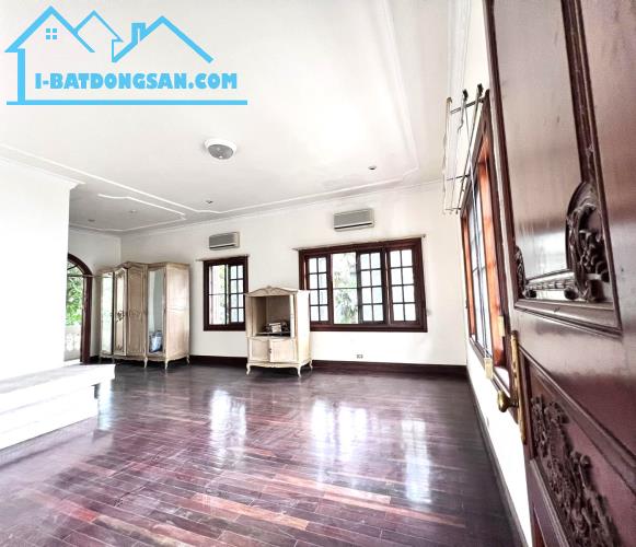 Biệt Thự Sân Vường, Lê Quý Đôn- Phường VIP Bình Thọ, 716m2(24mx33m), Chỉ 72 Tỷ (TL)