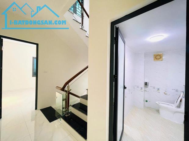 QUẢNG AN (TÂY HỒ) – NHÀ 4 TẦNG LÔ GÓC – GIA ĐÌNH 4–5 NGƯỜI Ở CỰC THOẢI MÁI