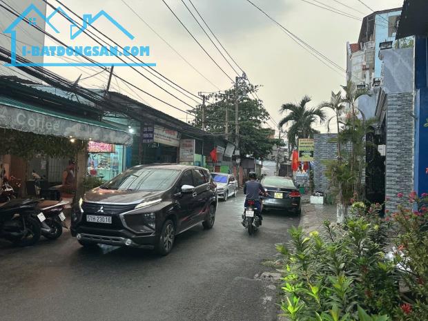 Bán GẤP nhà hẻm 256 Phan Huy Ích ngang 6m 198m2 4 lầu gần Emart, ga Metro nhỉnh 20 tỷ.