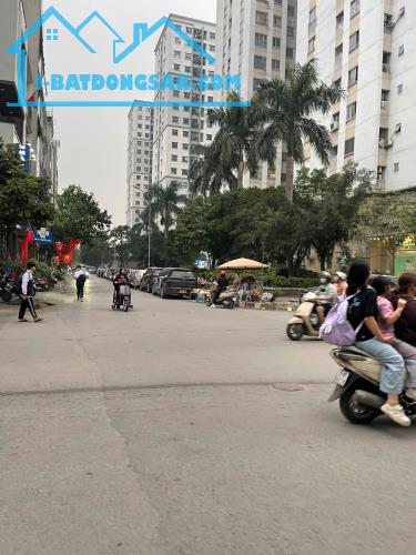 Đất Khu Tái Định Cư Kiến Hưng 60m mt5m vỉa hè ô tô tránh,Kinh doanh,an sinh