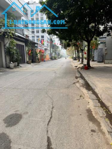 BÁN ĐẤT ĐẸP THANH AM – 65m² – Ô TÔ TRÁNH – NGÕ THÔNG – TIỀM NĂNG TĂNG GIÁ CAO - Vị trí đẹ