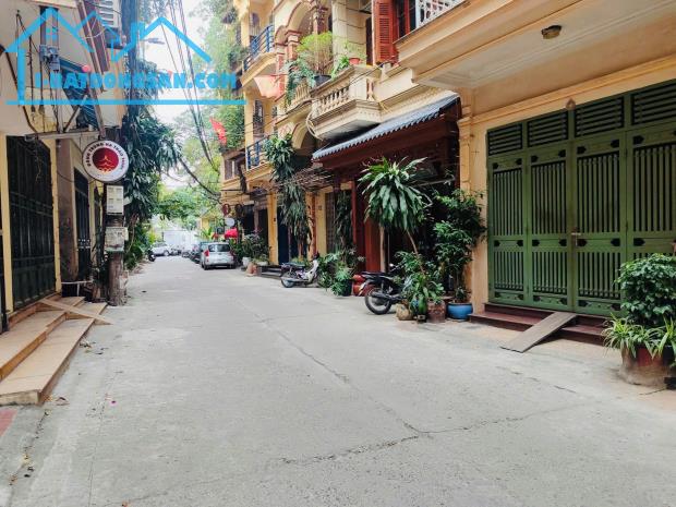 Chủ Cần Tiền, Bán Gấp Nhà Phân Lô Ô Tô Tránh Ven Hồ Đền Lừ 66M2 5T MT 4.6M Giá 23.9 Tỷ