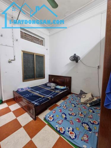 Nhà mặt phố Minh Khai gần Times City, 170m2 MT 8.5m, nở hậu, giá 60 tỷ, 0985868893