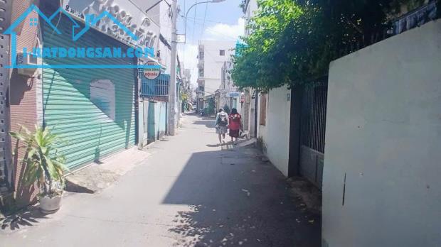 Bán nhà hẻm xe hơi Nguyễn Văn Công, Gò Vấp, 56M², 4 tầng, 3PN, 9.5 tỷ TL