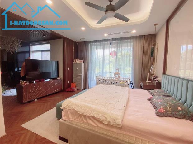 DUY NHẤT BIỆT THỰ, KHU T, CIPUTRA, TÂY HỒ-VỈA HÈ-Ô TÔ-TM:230M X4T, MT 10M, GIÁ 85 TỶ