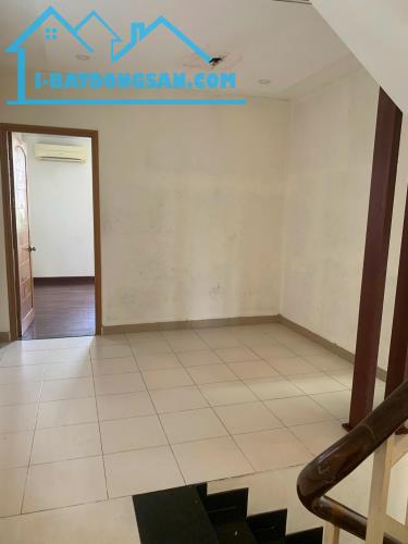 Bán nhà Quận 7 đường số 79 Tân Quy dt 4x18m,3 lầu giá 17 tỷ