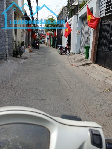 Nhà Ngay Ngã Tư Nguyễn Thị Thập - Nguyễn Văn Linh, 4,5x21, Giá 6,99 tỷ TL