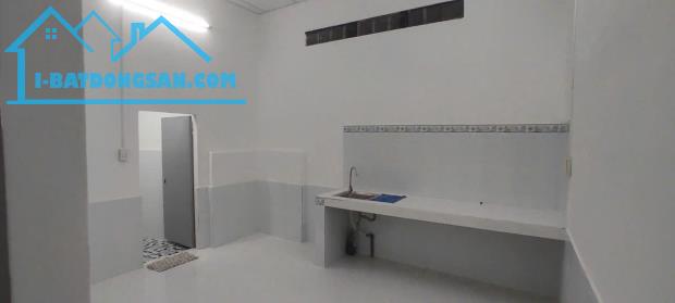 Nhà mặt tiền tân hoà 2 hiệp phú Diện tích. 70m, cấp. 4