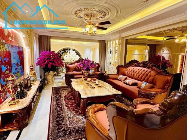 BÁN NHÀ 6 TẦNG THANG MÁY PHỐ XUÂN DIỆU – 109M2 – Ô TÔ ĐỖ CỬA – THIẾT KẾ APARTMENT 38,5 TỶ