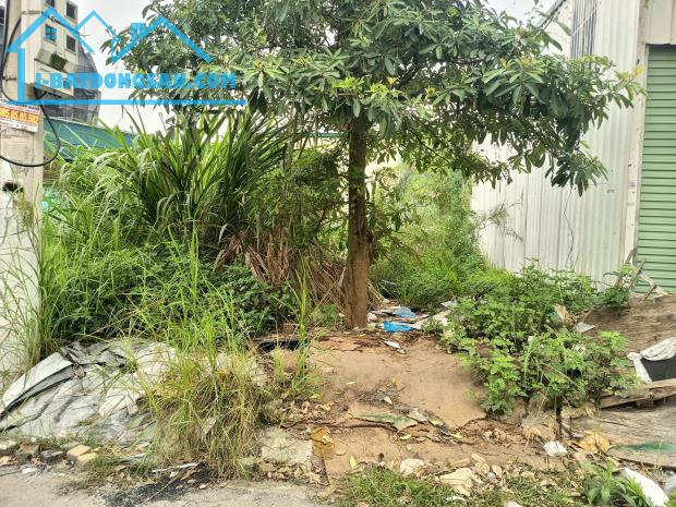Bán 75 m2 Đất Trũng trên Đìa cát đấu giá vỉa hè to, giá 12.9 tỷ, ô tô đỗ trước nhà ngày đê