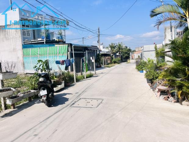 Lô Đất đẹp gần mặt tiền Tân Thới Nhì 9, Xuân Thới Sơn DTx100m2 .Giá chỉ 3.35 tỷ (TL).