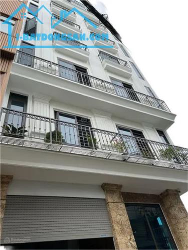 Bán Tòa CCMN Dòng Tiền Cực Đỉnh Phố Trần Đăng Ninh, HN DT 122m2 x 8T, TM. DT 2 tỷ/năm