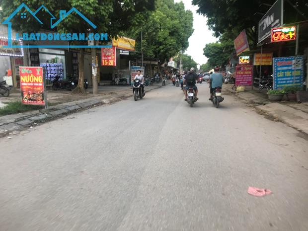 Bán 90 m đất trục kinh doanh Tiền Phong, mặt tiền: 5.5m, đường ô tô tránh.