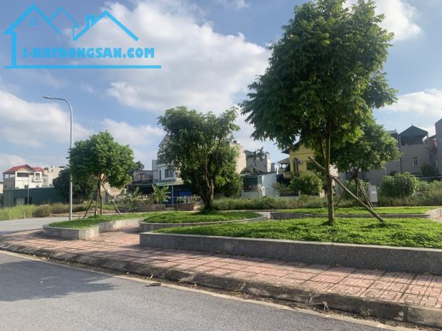 Hàng hiếm trên thị trường, 66m lô 2 mặt đường trước nhà thoáng, định cư hoặc làm văn phòng