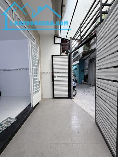 Nhà cần bán mới, đẹp lạc long quân 48m , khu VIP Tân Bình, đủ tiện ích, nhỉnh 4 tỷ 🏠