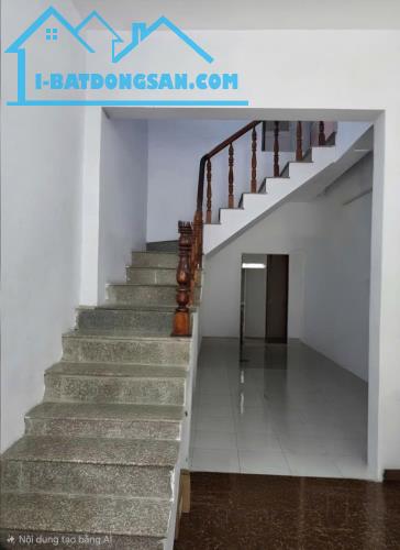 Nhà trệt lửng đường Lý Tế Xuyên, P.Linh Đông, DT 113m2 (4,4 x 26) giá 6,8 tỷ
