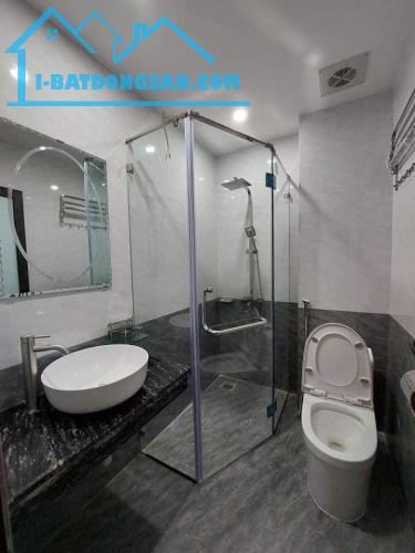 BÁN NHÀ ĐẸP 5 TẦNG x 44M2 PHÂN LÔ Ô TÔ ĐỖ CỬA, GẦN ĐƯỜNG GIẢI PHÓNG – HOÀNG MAI.