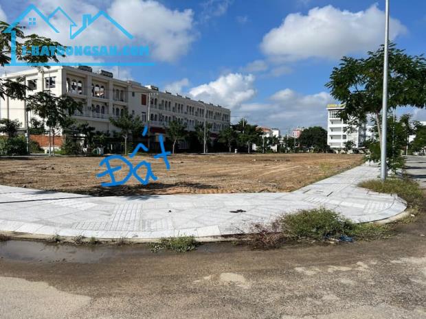 VIEW BIỂN, PHÙ HỢP ĐẦU TƯ KHÁCH SẠN, NHÀ HÀNG, SÁT KHU DU LỊCH NHÀ THỜ ĐỔ, KD SẦM UẤT