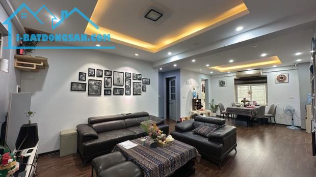 Bán Chung Cư Việt Hưng, Long Biên 108m2, chỉ 6,1 tỷ (Thiết kế đẹp, 3 ngủ)