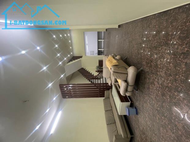 Bán nhà Mặt phố Xuân Đỉnh 84m2 MT 4,7m xây 4 tầng, vỉa hè kinh doanh đỉnh chỉ 24 tỷ