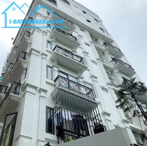 Bán Tòa Apartment Phố Hào Nam, HN. DT 174m2 x 9T, 32 CHCC. Giá Đầu Tư.