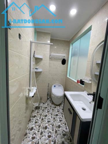 GÒ VẤP – PHẠM VĂN ĐỒNG - TRỆT 2 LẦU – HẺM XE HƠI – NHỈNH 6 TỶ - DT (3,7x8)