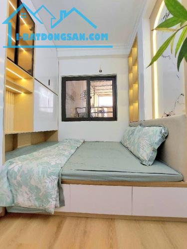 Bán nhà THANH NHÀN 16m² x6T-4 Tỷ-3PN- Sổ riêng-đủ nội thất-ngõ đẹp