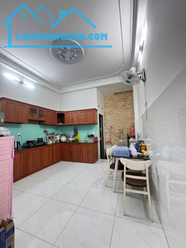 NHÀ RIÊNG 2 TẦNG HXH - NGUYỄN THỊ BÚP - 64M2 - SHR - GIÁ CHỈ 4,4 T.Ỷ