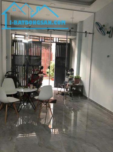 HẺM XE HƠI HOÀNG VĂN THỤ – 3 TẦNG-53M2- 4Pn MỚI ĐẸP Ở NGAY – 10.6 Tỷ
