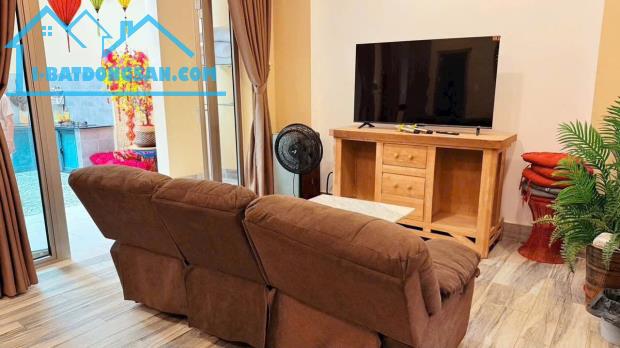 CHỦ BỂ NỢ BÁN GẤP 14 TỶ MẶT TIỀN BỜ KÈ PH